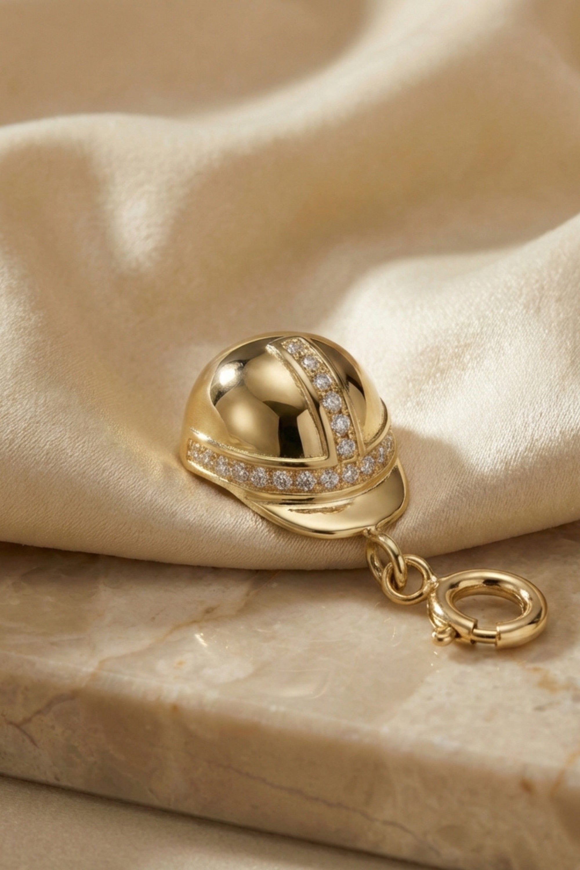 Armband - Charm - Helm - Gold