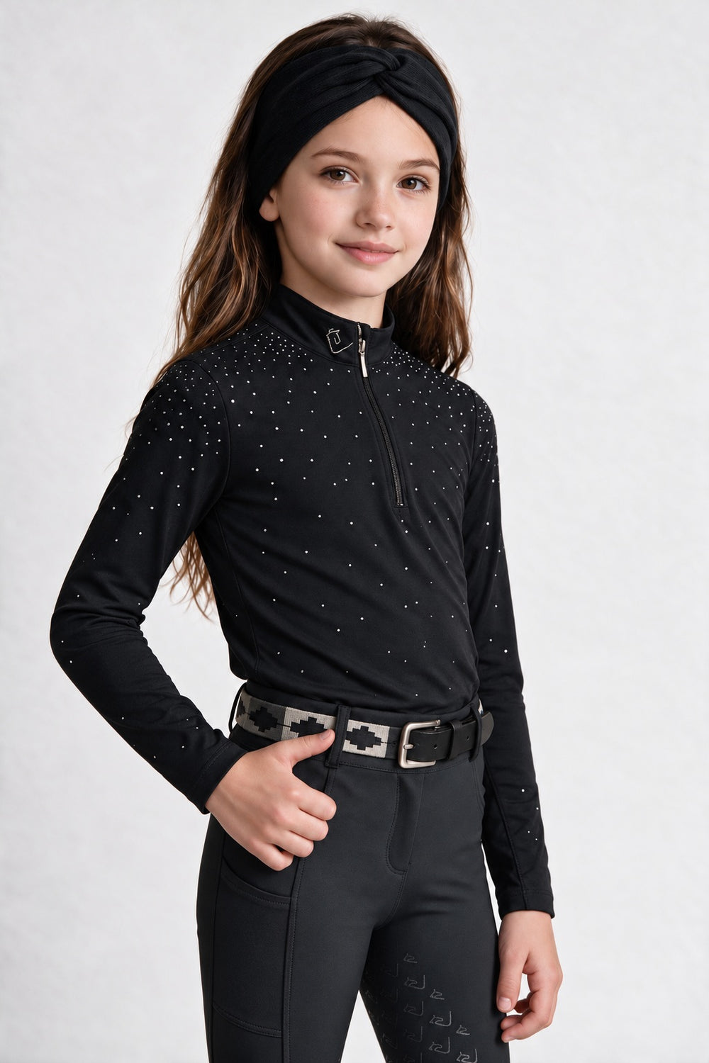 Easy Game Glitter Young Riders Black – getragen mit Gürtel