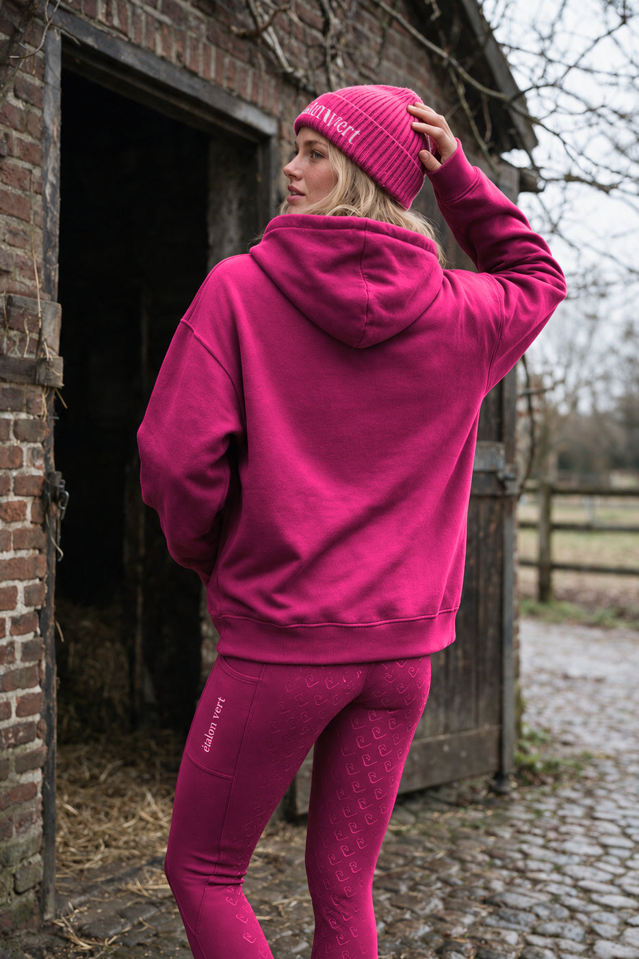 étalon vert – Talk Dressage to Me – Very Berry – ausgewähltes Modelmotiv B201 – unbedruckte Rückansicht
