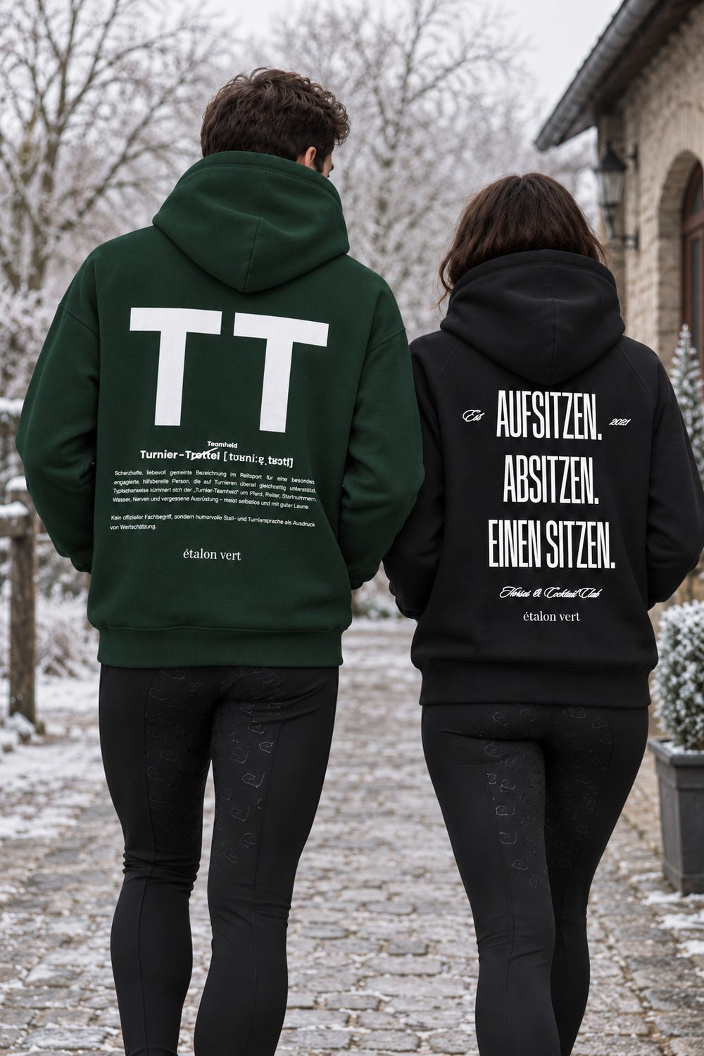 étalon vert – Gruppenmotiv: TT in Dunkelgrün und Aufsitzen. Absitzen. Einen Sitzen. in Black – ausgewähltes Modelmotiv B2475