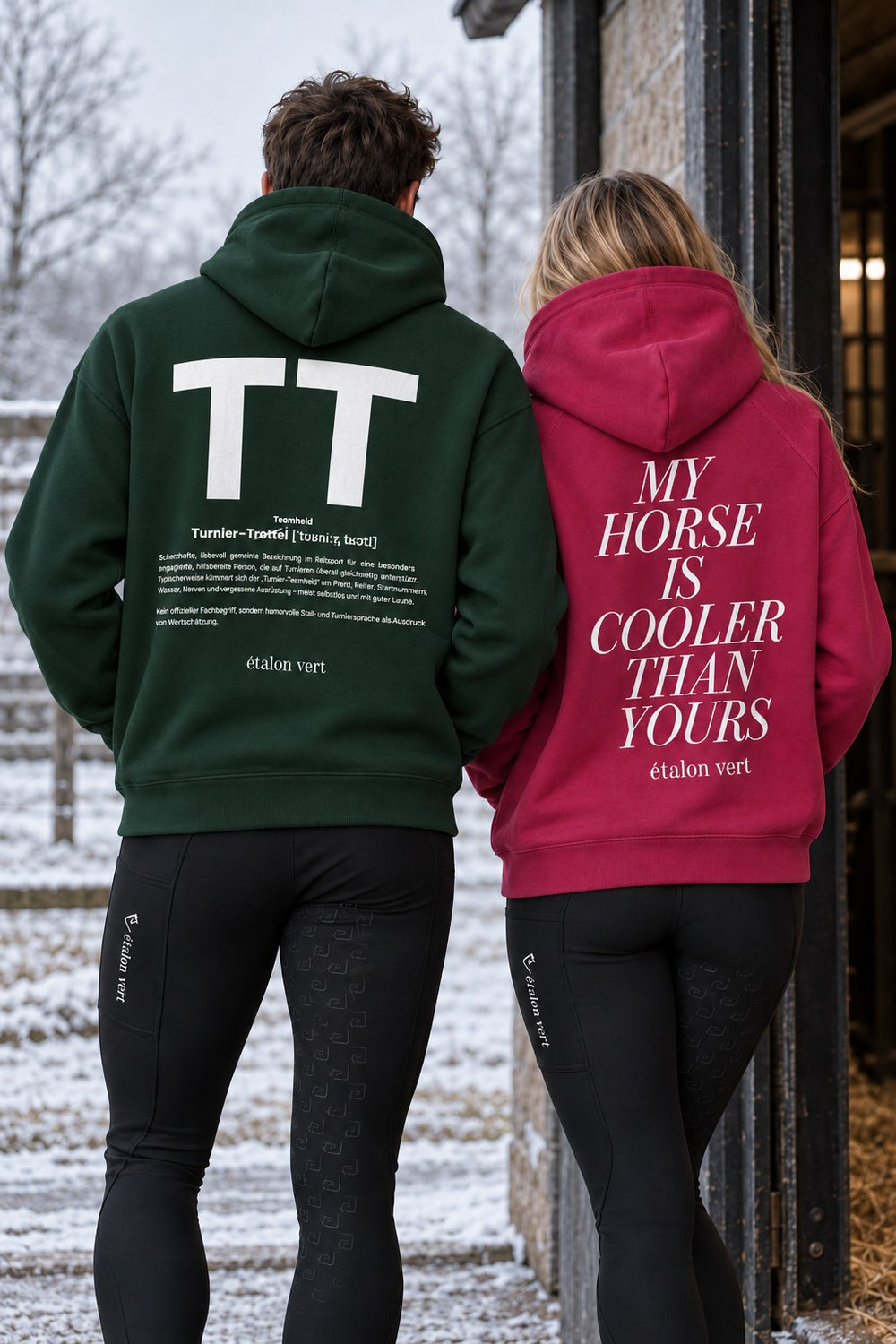 étalon vert – Gruppenmotiv: TT in Dunkelgrün und My Horse is Cooler Than Yours in Very Berry – ausgewähltes Modelmotiv B2476