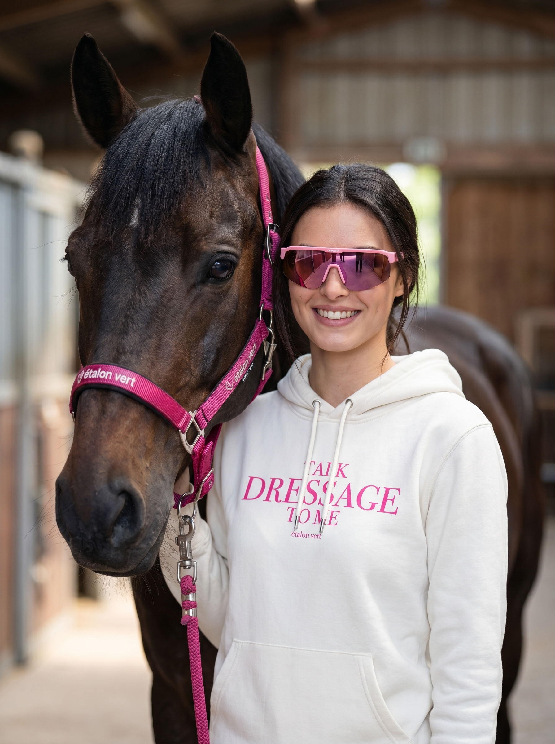 Oversize Fit Hoodie - Talk Dressage to me - OFF White