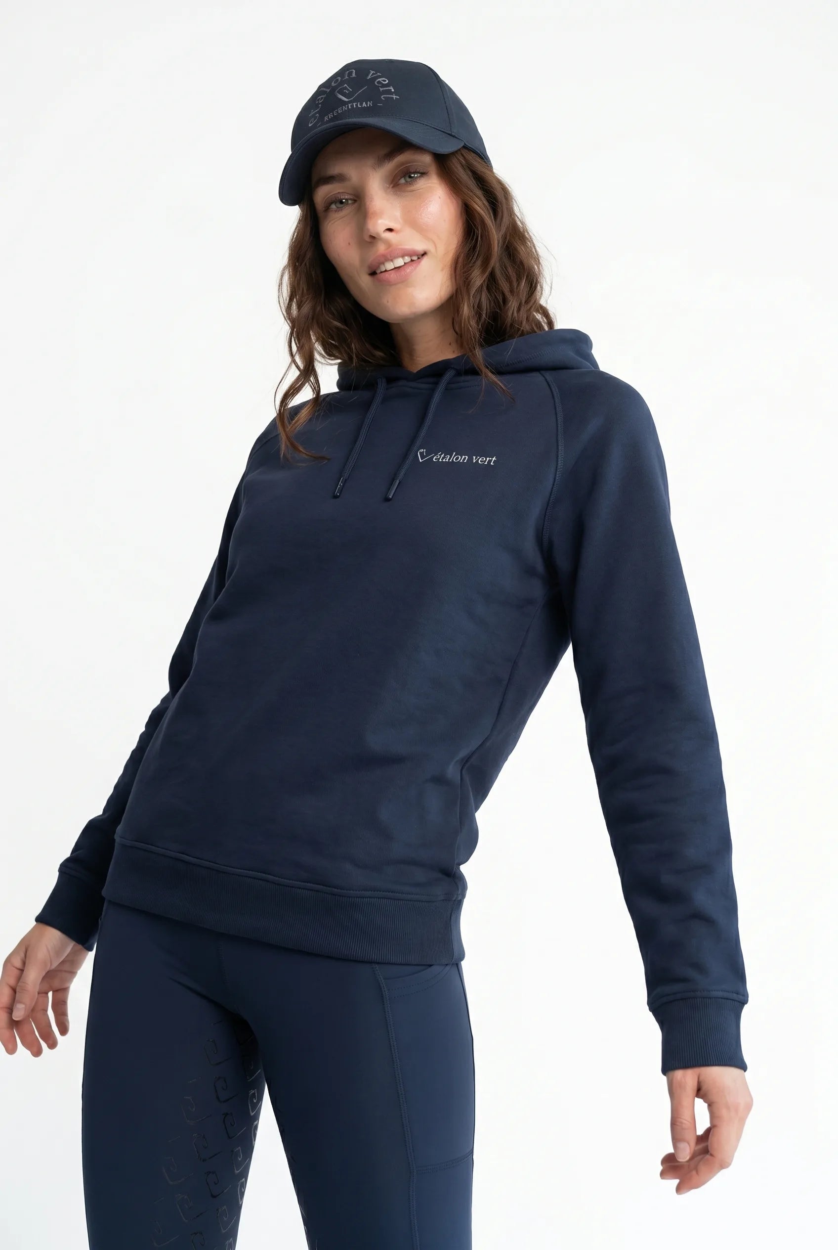Quaterback 2.0 Normal Fit Hoodie - Horses & Cocktail - Navy