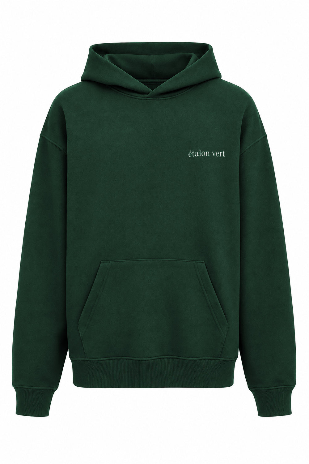 TT Print Hoodie – Dunkelgrün – Vorderansicht mit kleinem weißem Brustlogo