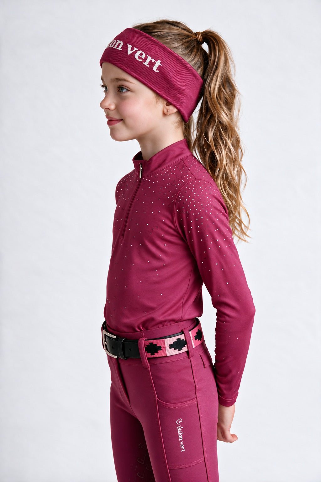 Easy Game Glitter Young Riders Very Berry – getragen von der Seite