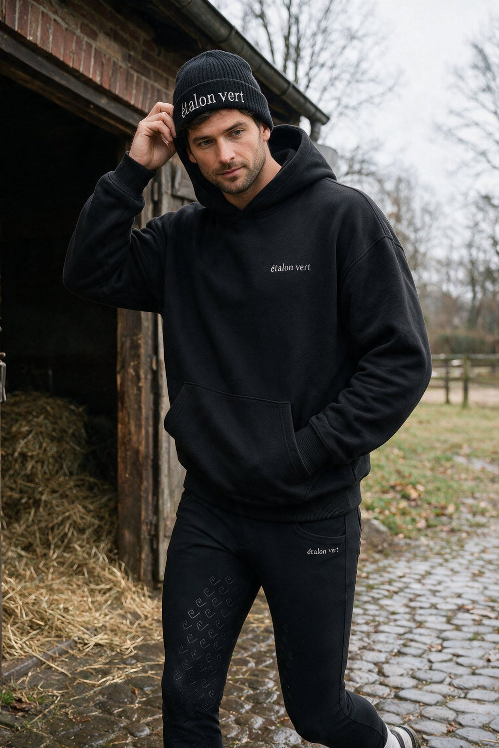 ETAT93OVZTTPBLA – Black – Jonas, neue AW26-Modelansicht