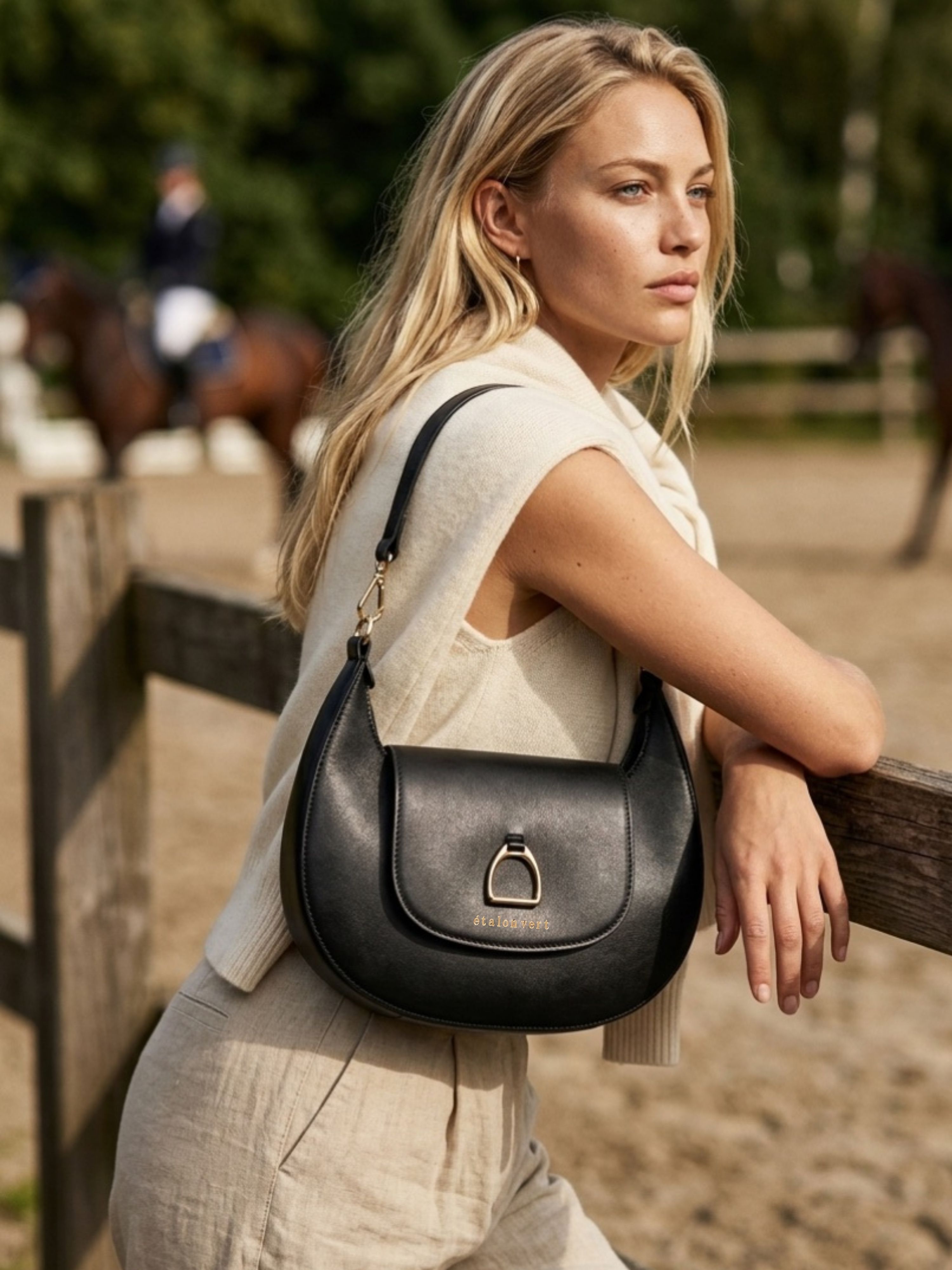 étalon vert x WIND & VIBES Copenhagen Black/Gold - Steigbügel