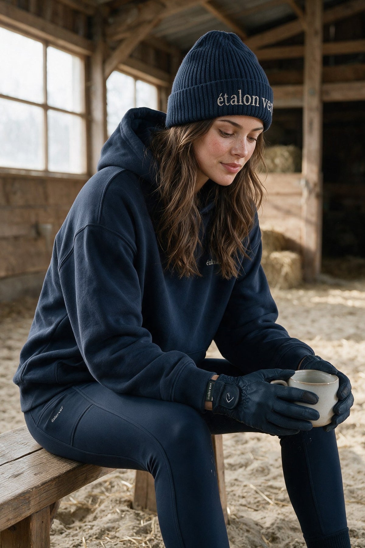 étalon vert – Equestrian Social Club – Navy – ausgewähltes Modelmotiv B108