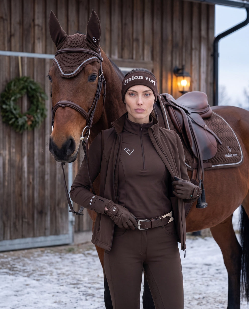 Snowball Thermo Langarmshirt in Chocolate Brown – open layer horse mood