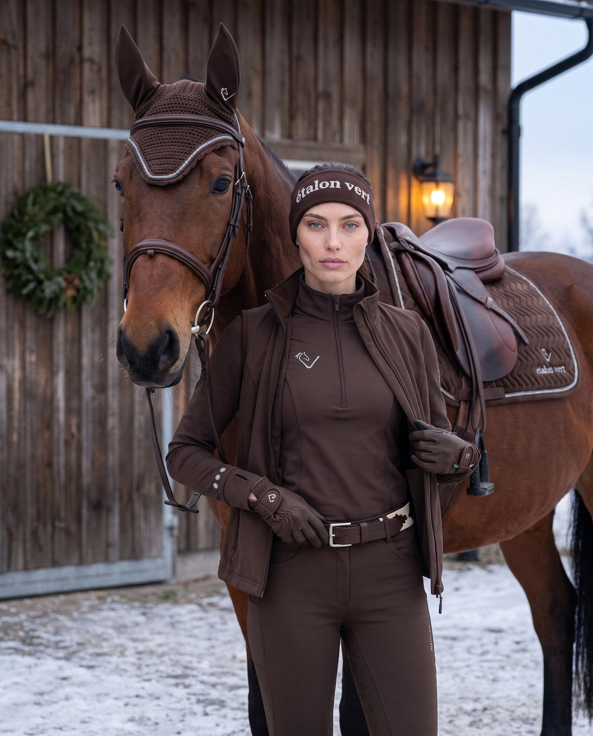 Snowball Thermo Langarmshirt in Chocolate Brown – open layer horse mood