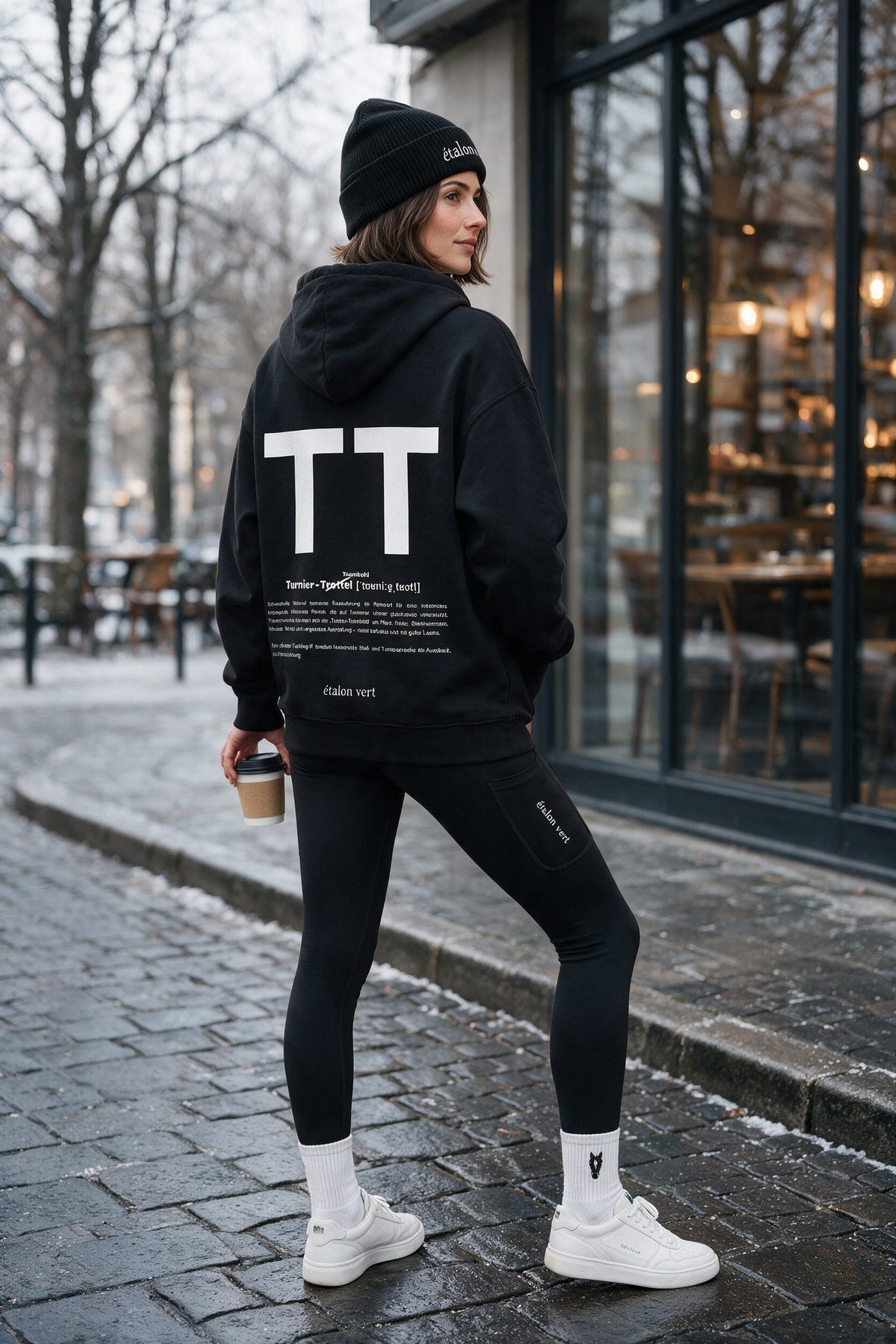 TT Hoodie Black – Frauenlook coffee, Rückenansicht