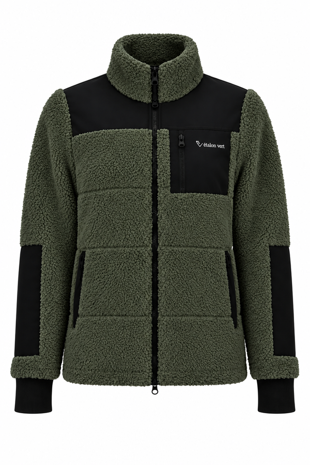 Valegro Teddyjacke Olive mit schwarzen Einsätzen – Frontansicht im Studio, gerader Schnitt